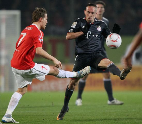 奮力爭勝的 奮力爭勝的